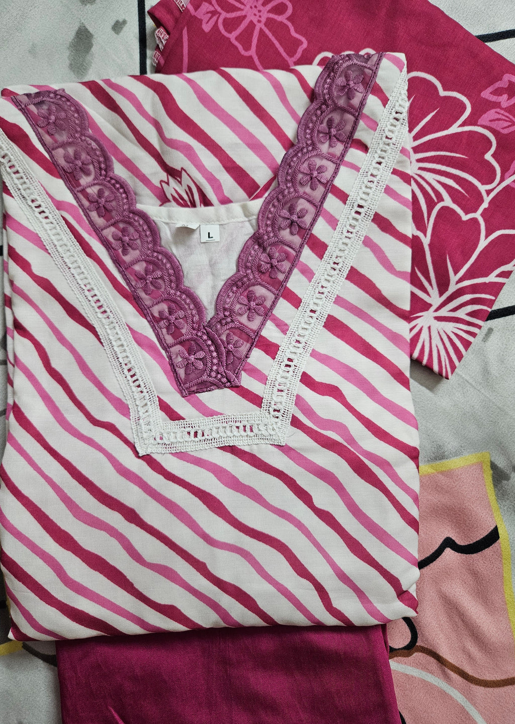 Pink & White Leheriya Kurta Set with Lace Work