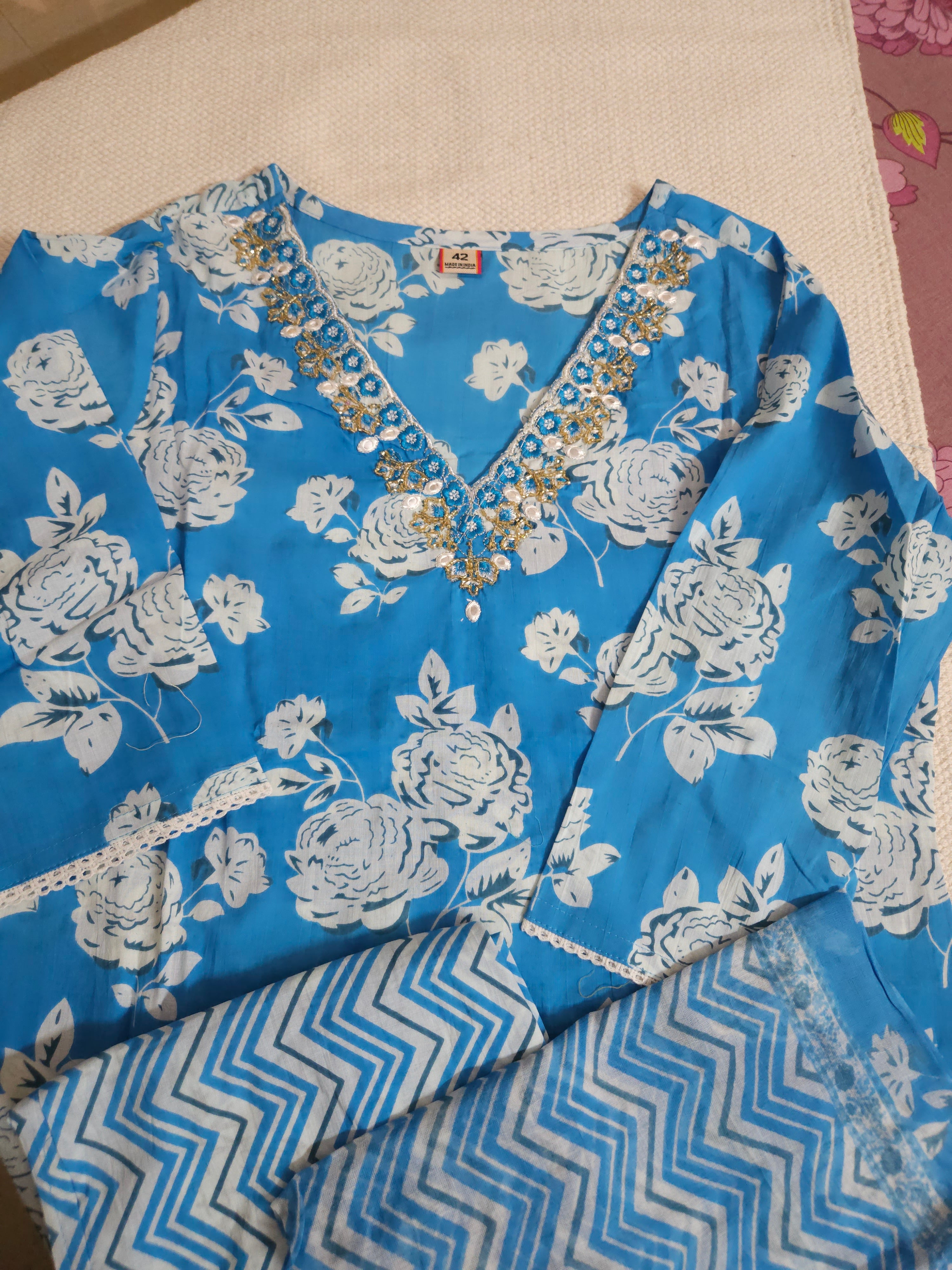 Blue Floral Printed Kurta Set with Embroidered Neckline