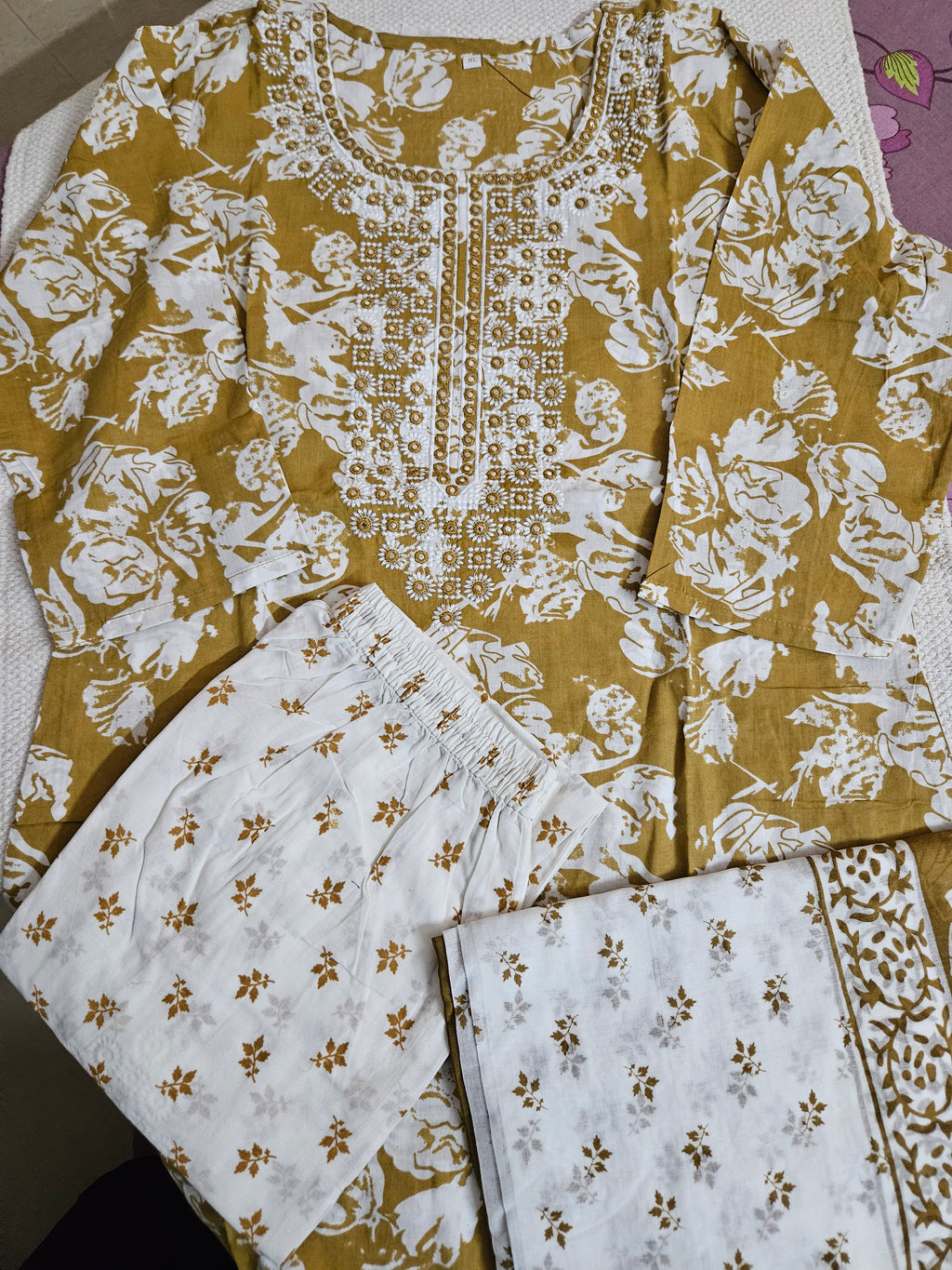 Embroidered Floral Print Kurta Set with Pants & Dupatta